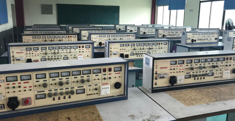電子裝調(diào)實訓(xùn)室